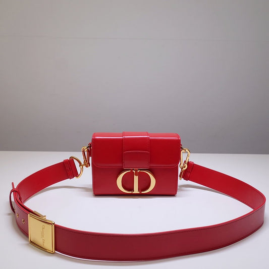 d9008s minibox oblique 30 montaigne shoulder bag cross body maroon