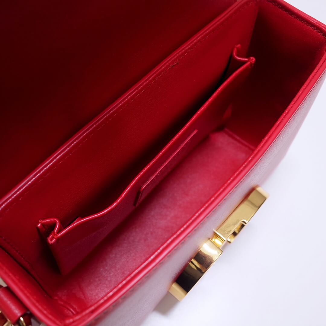 d9008s minibox oblique 30 montaigne shoulder bag cross body maroon