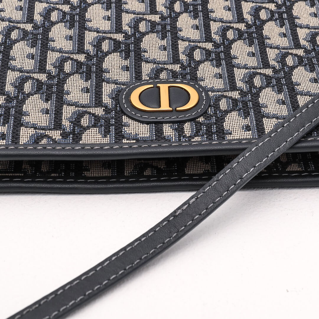 do m928 30 montaigne pouch black 26cm