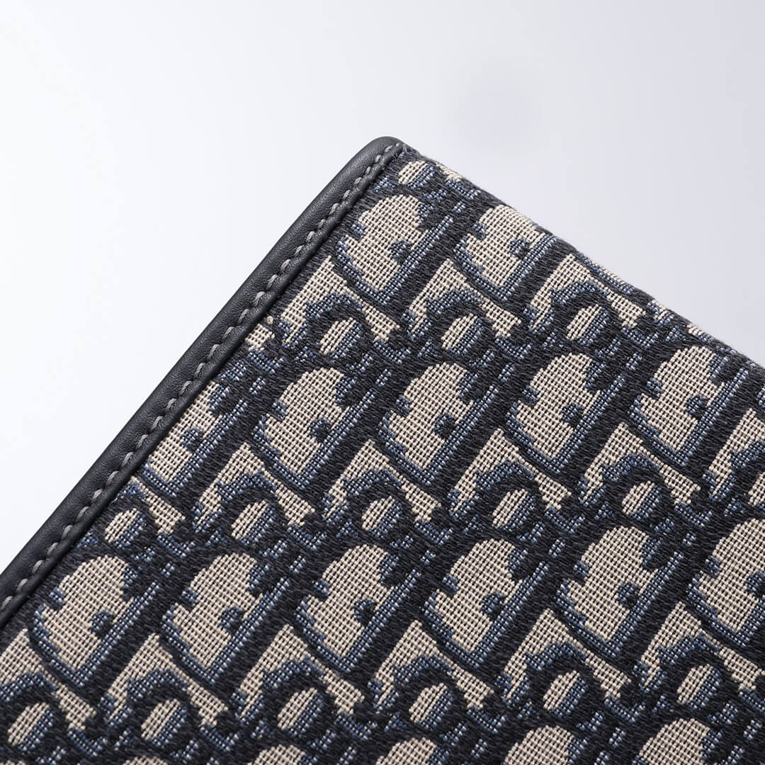 do m928 30 montaigne pouch black 26cm