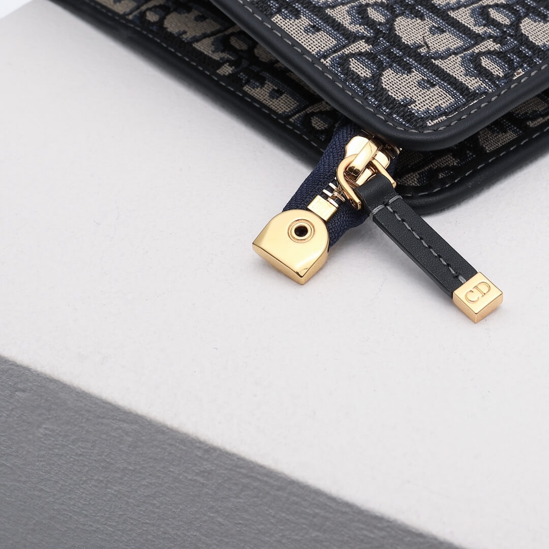 do m928 30 montaigne pouch black 26cm