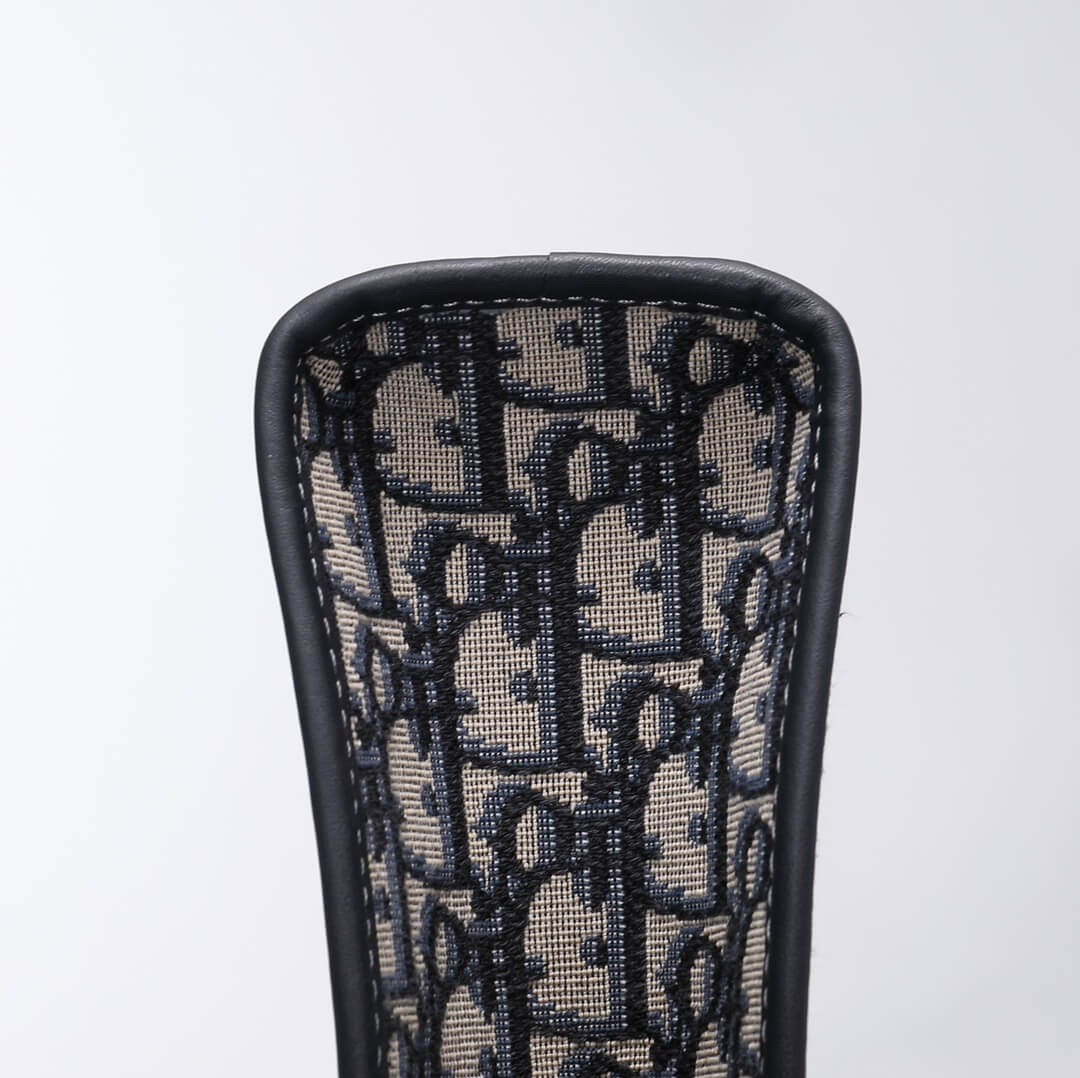 do m928 30 montaigne pouch black 26cm