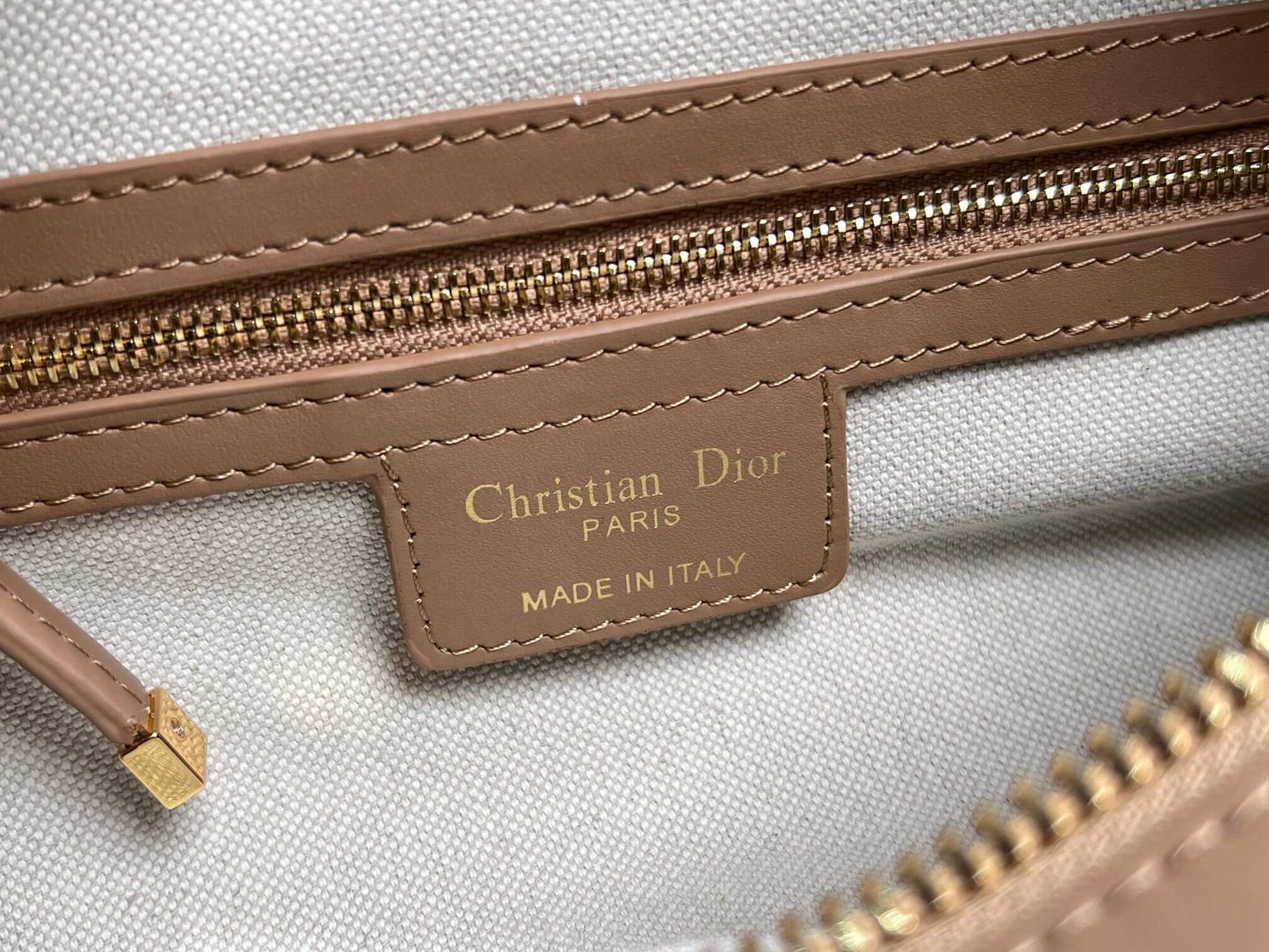 DO D-Journey Bag in Vintage Smooth Calfskin 2416 Brown