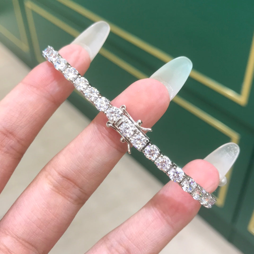 New Diamond Bracelet MLD13168460