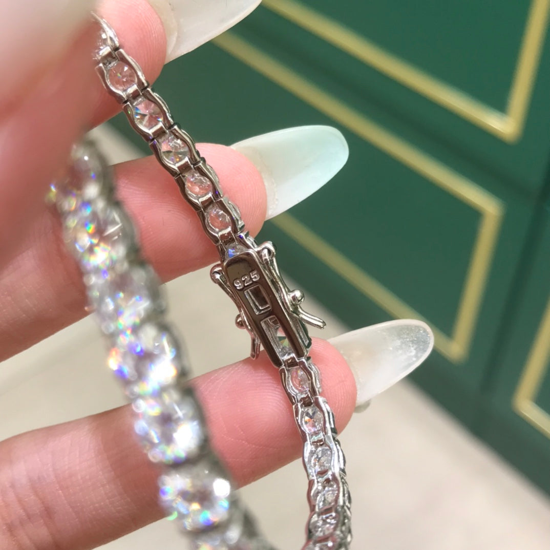 New Diamond Bracelet MLD13168460