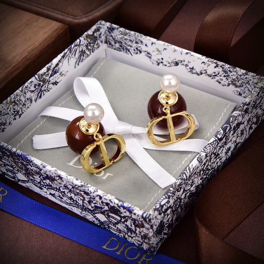 dior 2023 new fashion popular letter earrings tide eh13168a20