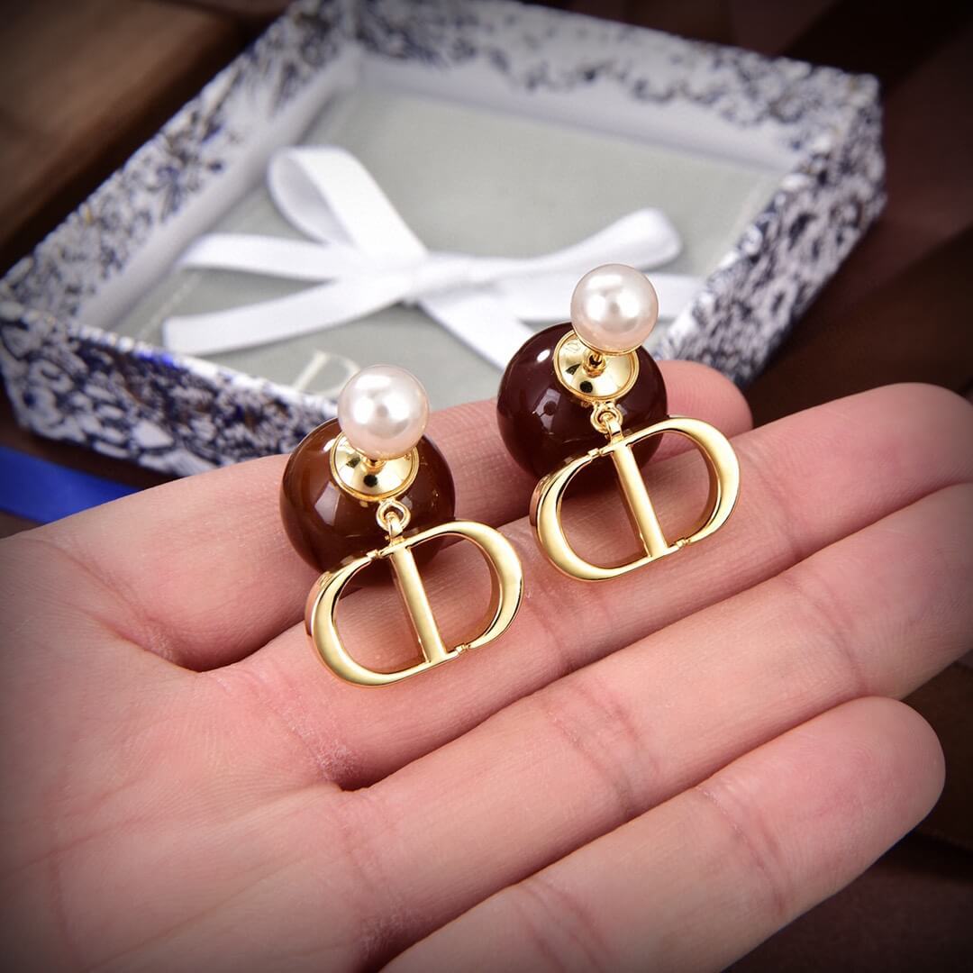 dior 2023 new fashion popular letter earrings tide eh13168a20