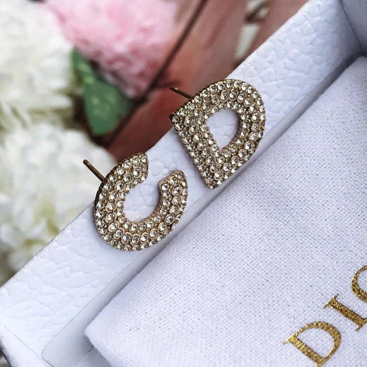 dior personalized versatile asymmetric cd full diamond earstuds eh13168a43