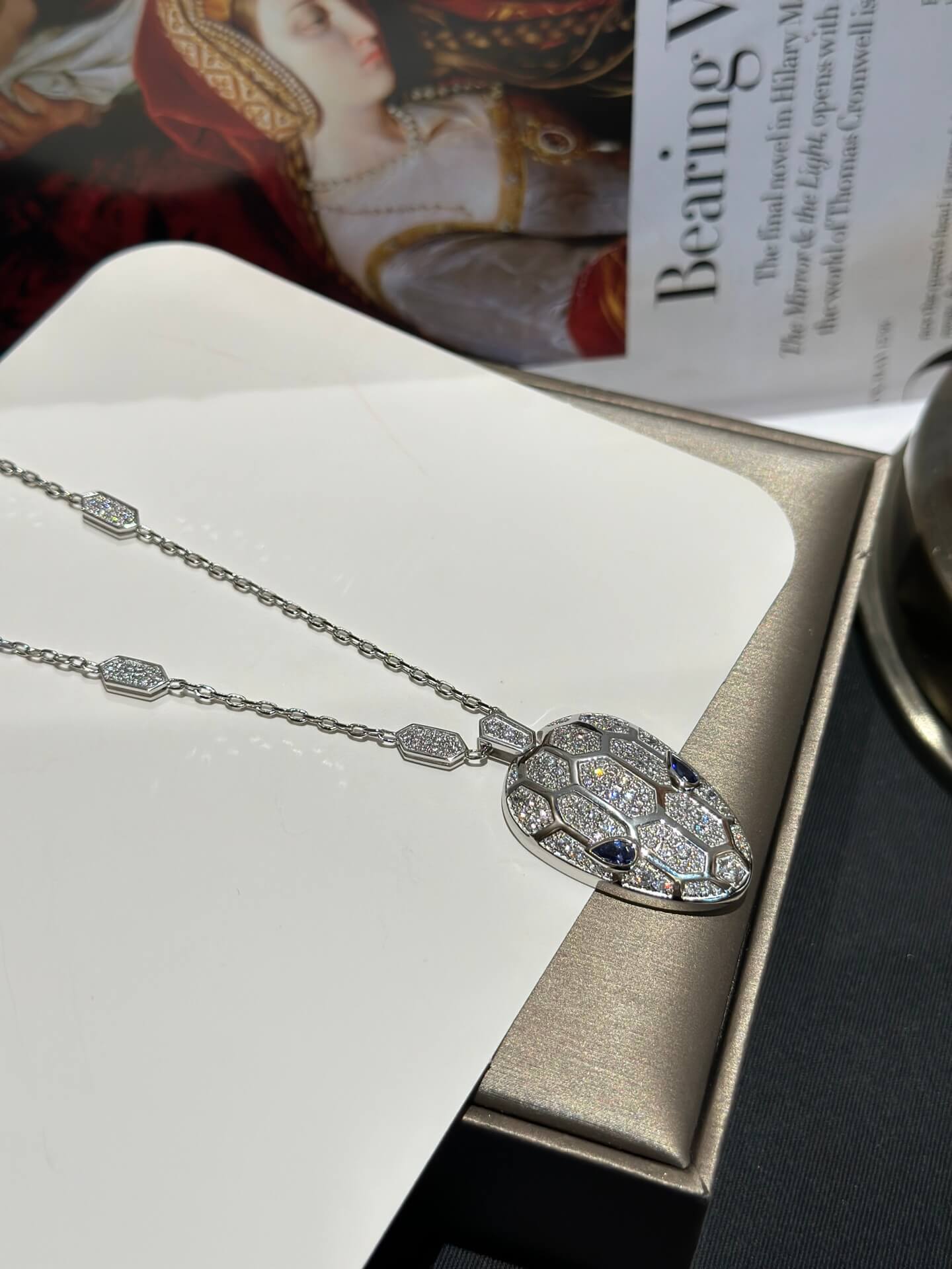 european and american trend light luxury snake pendant full diamond necklace xlc6