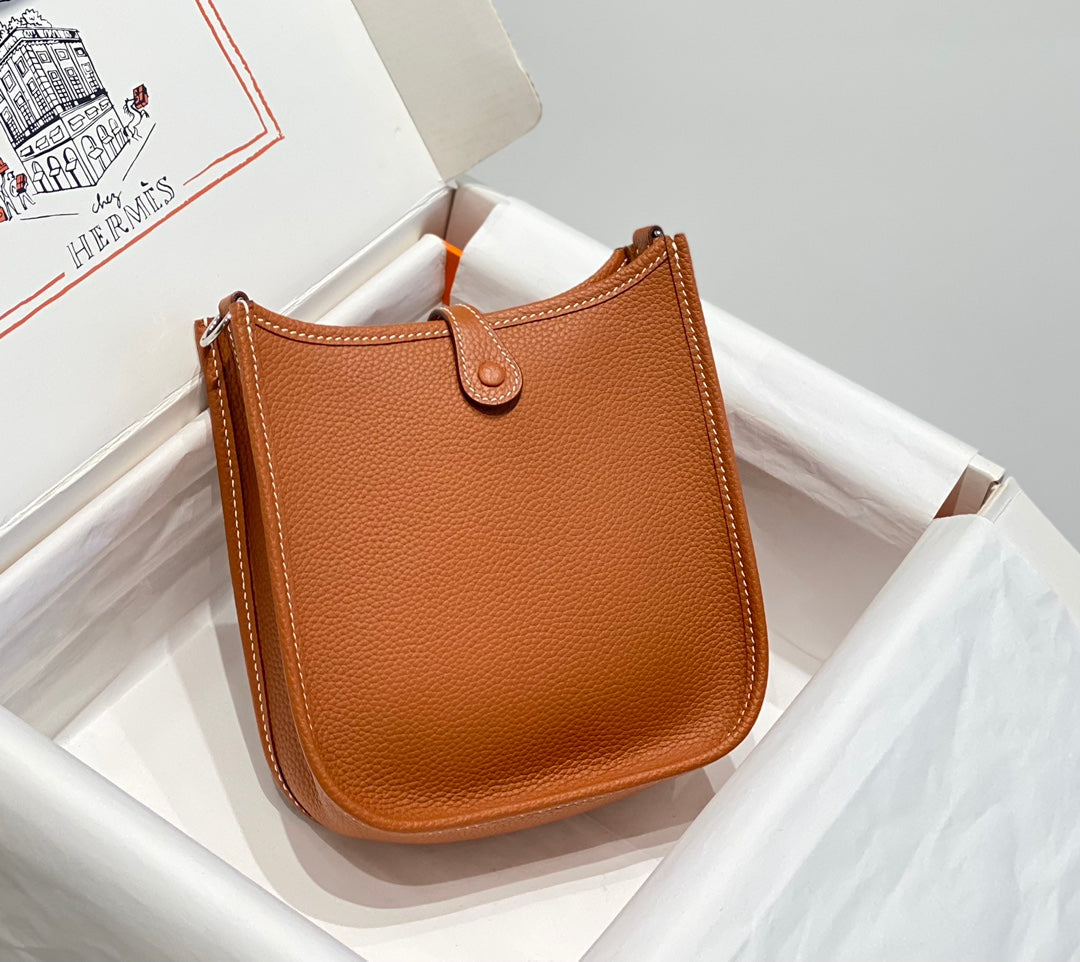 HM Mini Evelyne 18cm Brown