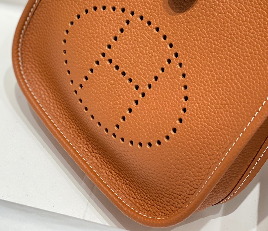 HM Mini Evelyne 18cm Brown