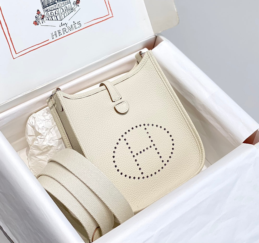 HM Mini Evelyne 18cm Milk White