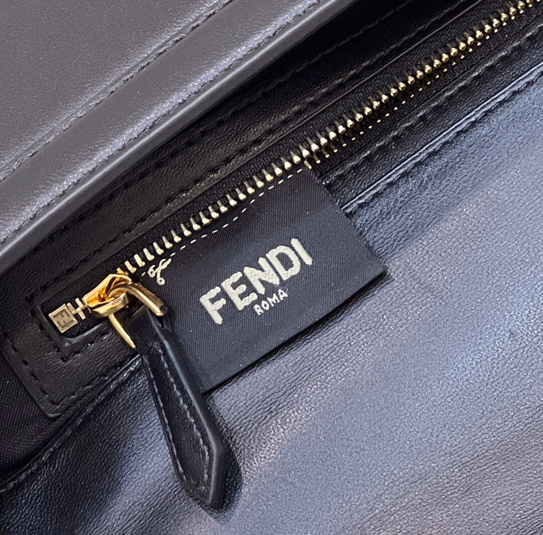 fd look baguette chain bag plain pattern leather black 70220