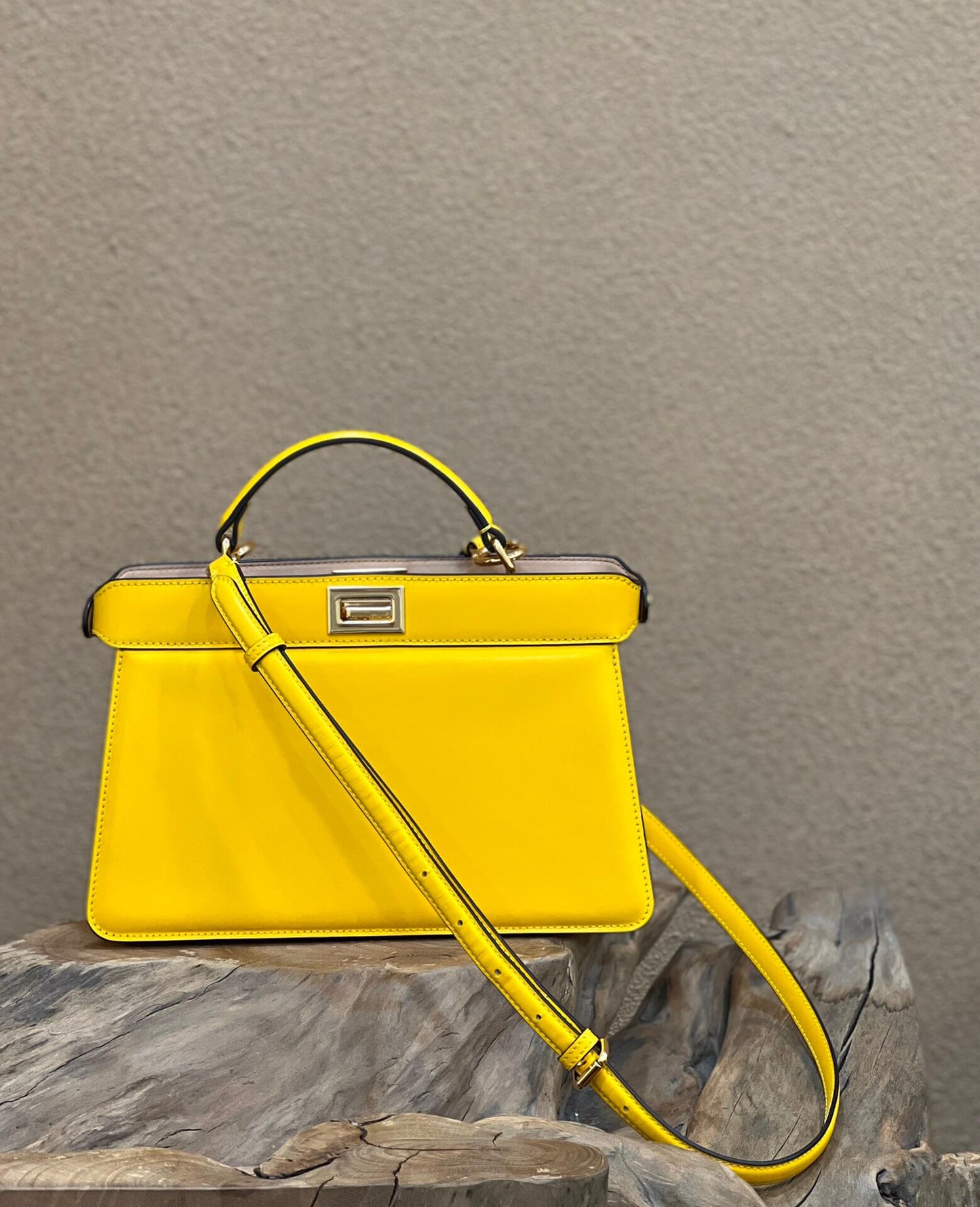 fd yellow peekaboo iseeu shoulder bag crossbody bag 70193