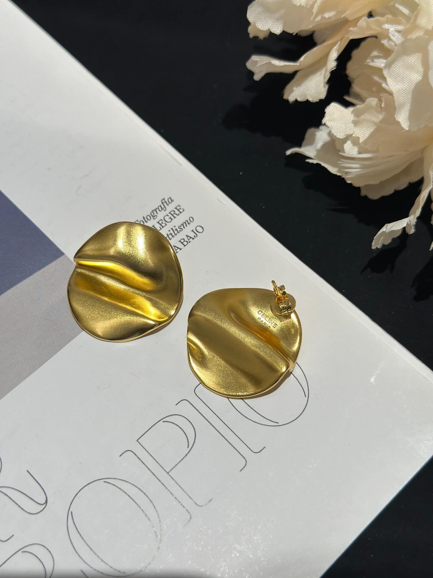 fashionable and minimalist high end wave round brand earrings ehc33