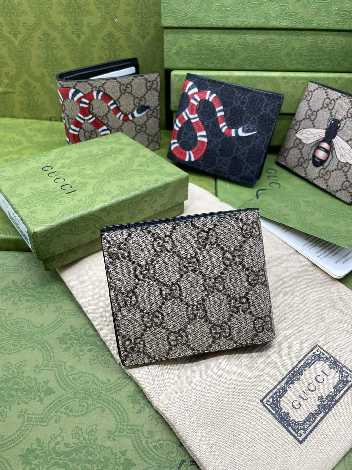 gc pvc screen printing tiger wallet grey 451268