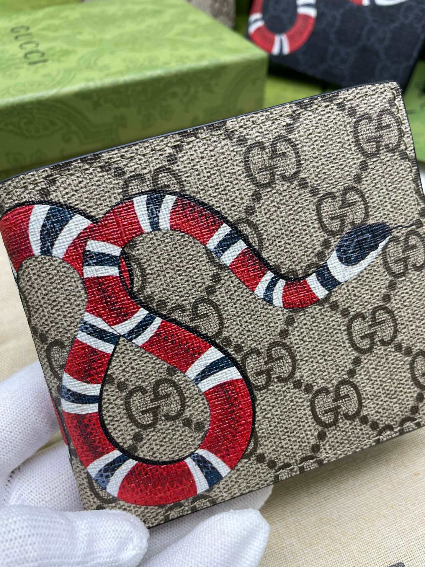 gc pvc screen printing snake wallet grey 451268
