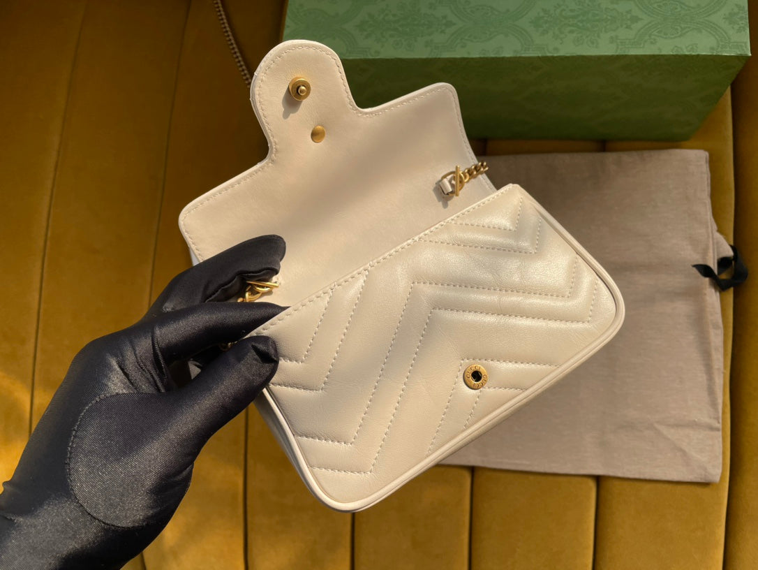 476433 white gg marmont matelasse leather super mini bag