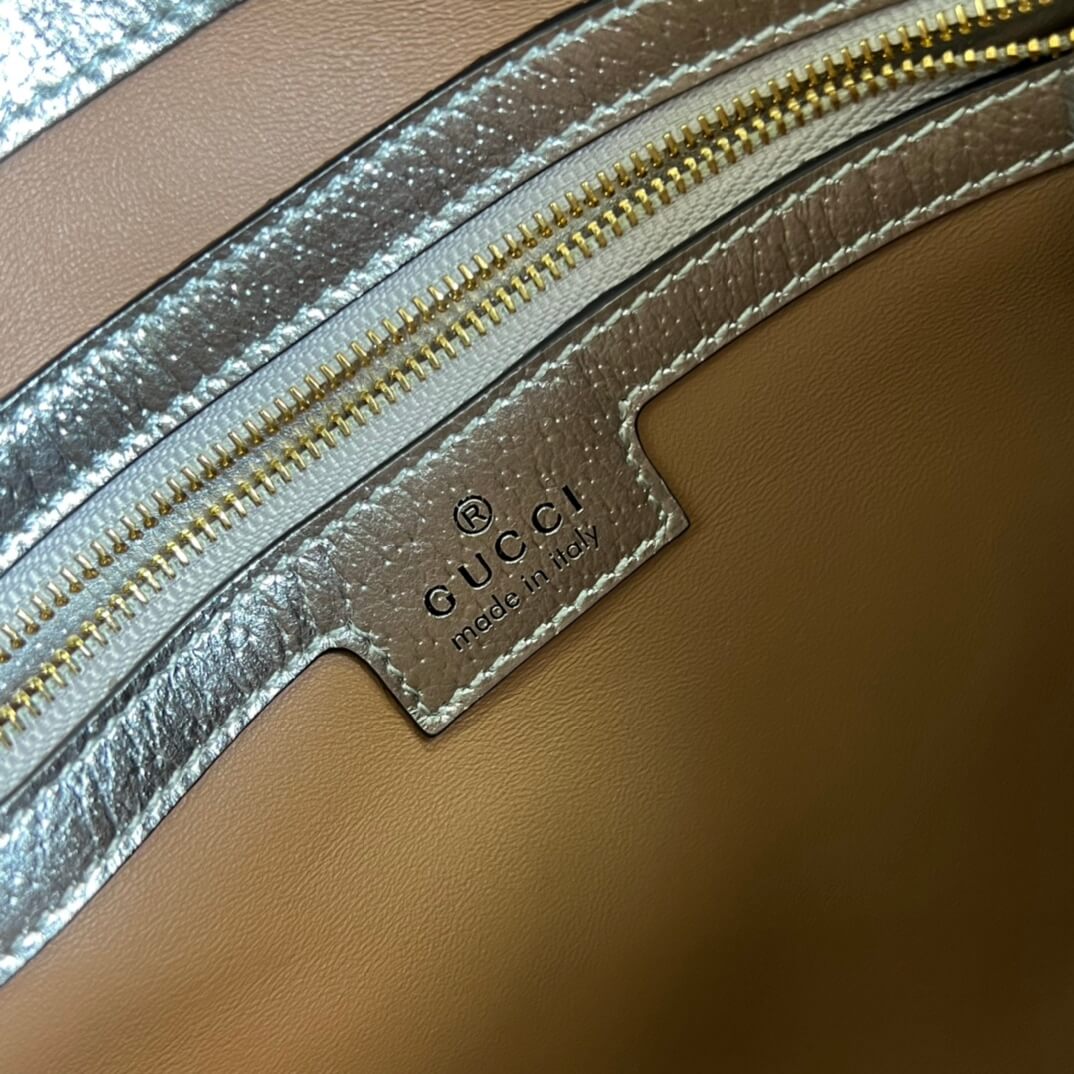 gucci subaxillary bag silver full leather 636709