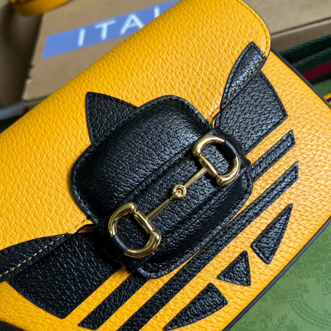 gucci shoulder mini bag yellow 658874