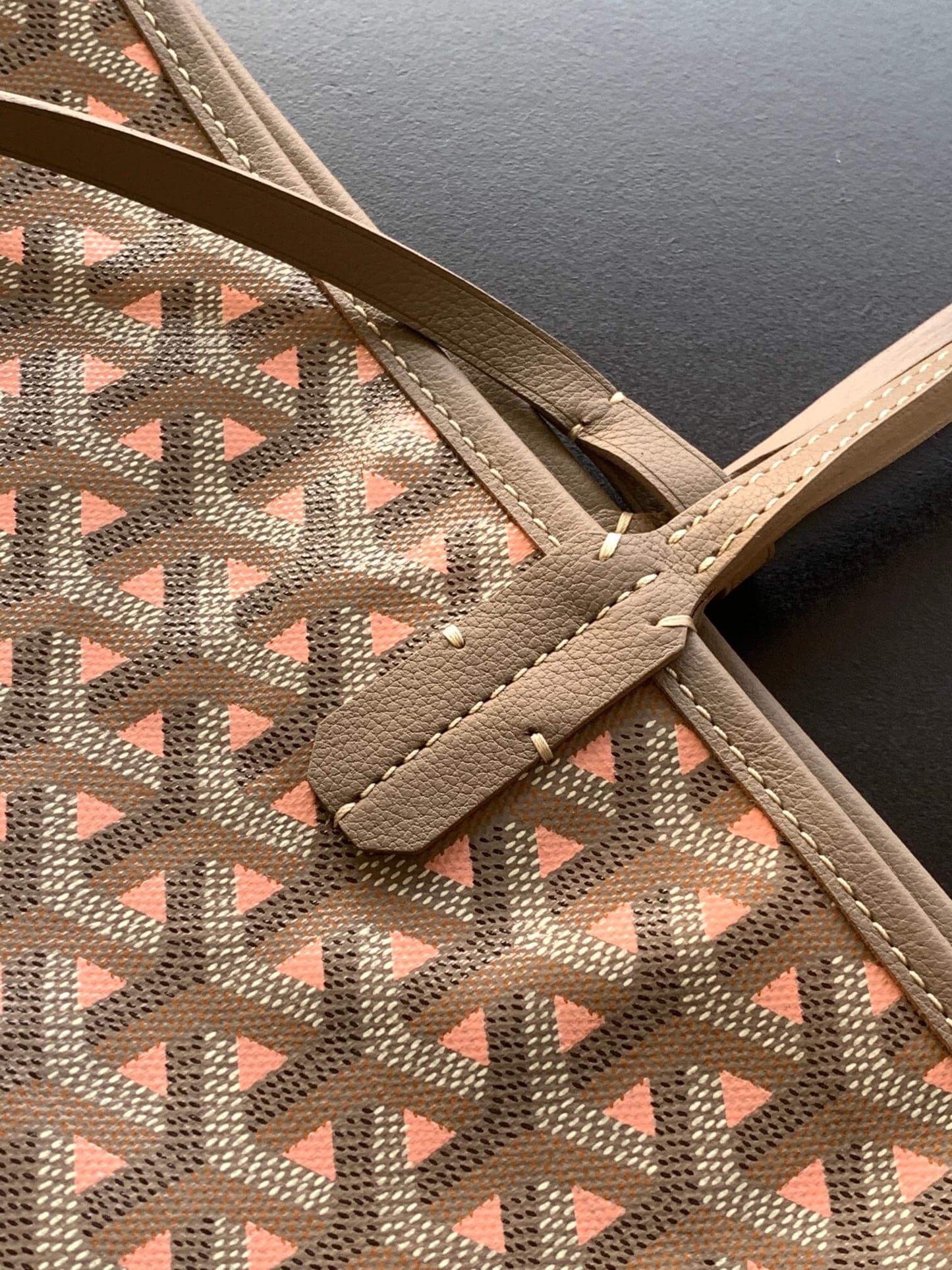 goyard gm size tote handbag 020144 grey pink