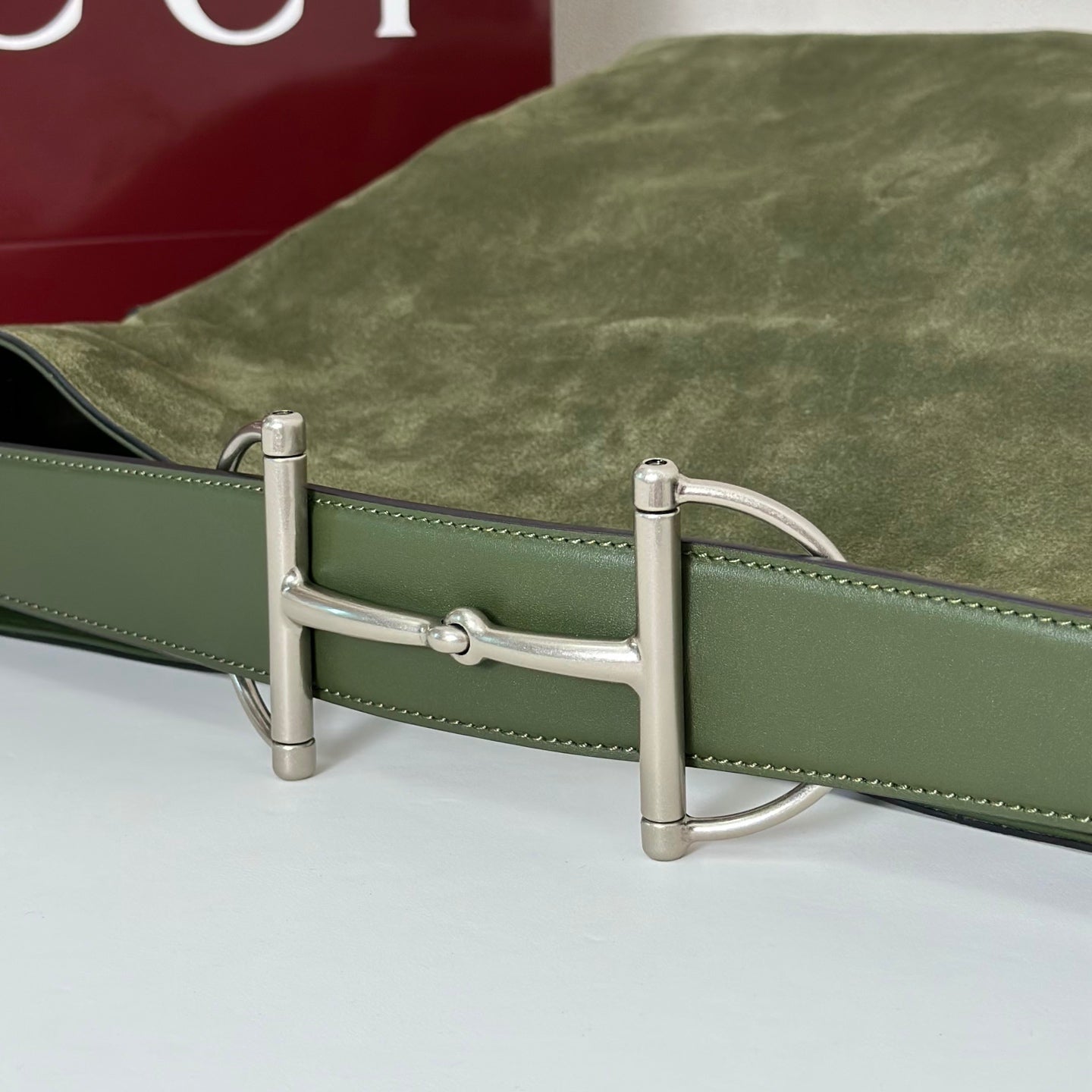 GC Sac a bandouliere Beatrix moyen format Green matte leather Handbag 850546