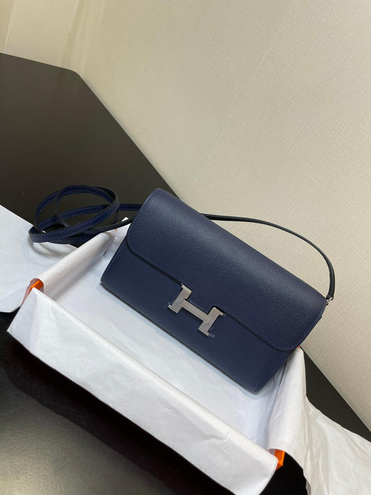 HM Constance to go Silver Dark Blue Epsom Crossbody bag E7098875