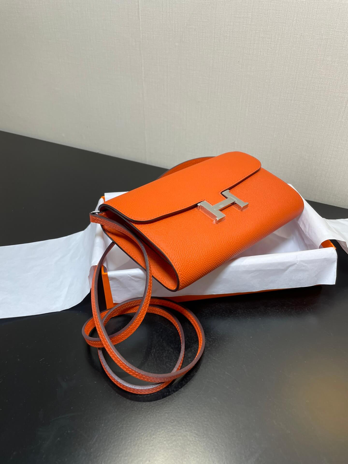 HM Constance to go Silver orange Epsom Crossbody bag E7098875