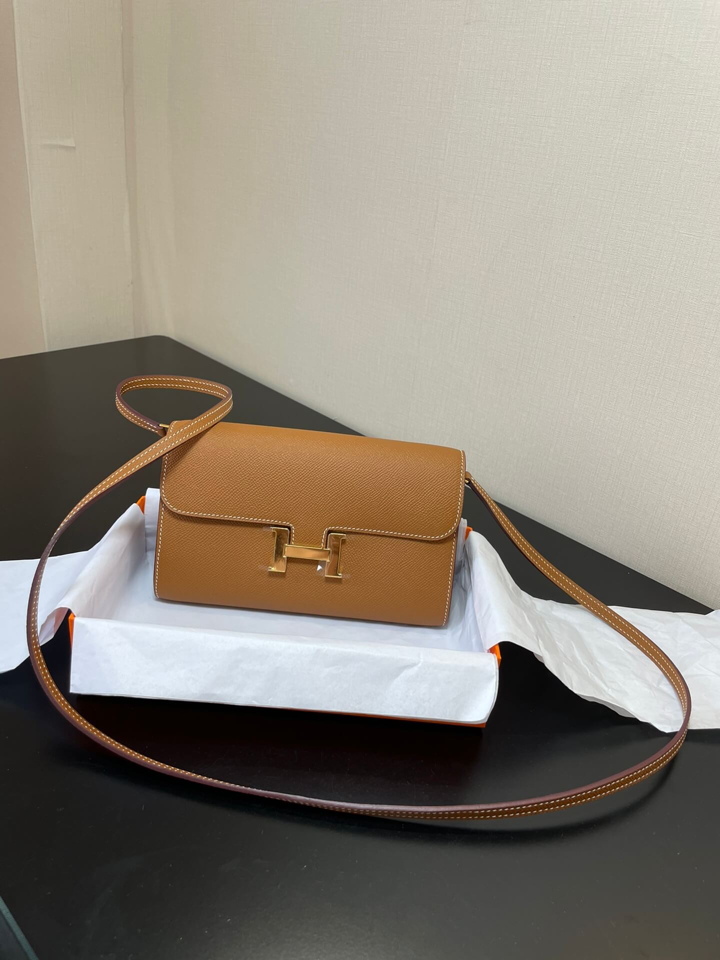 HM Constance to to Gold Brown Epsom Crossbody bag E7098875