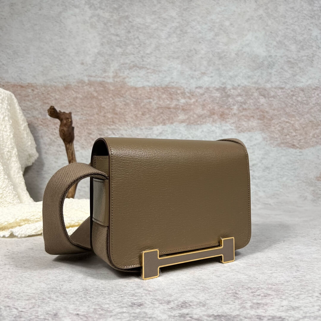 HM Geta Chevre Quebraco phw goatskin Shoulder bag ZF2505021 elephant grey