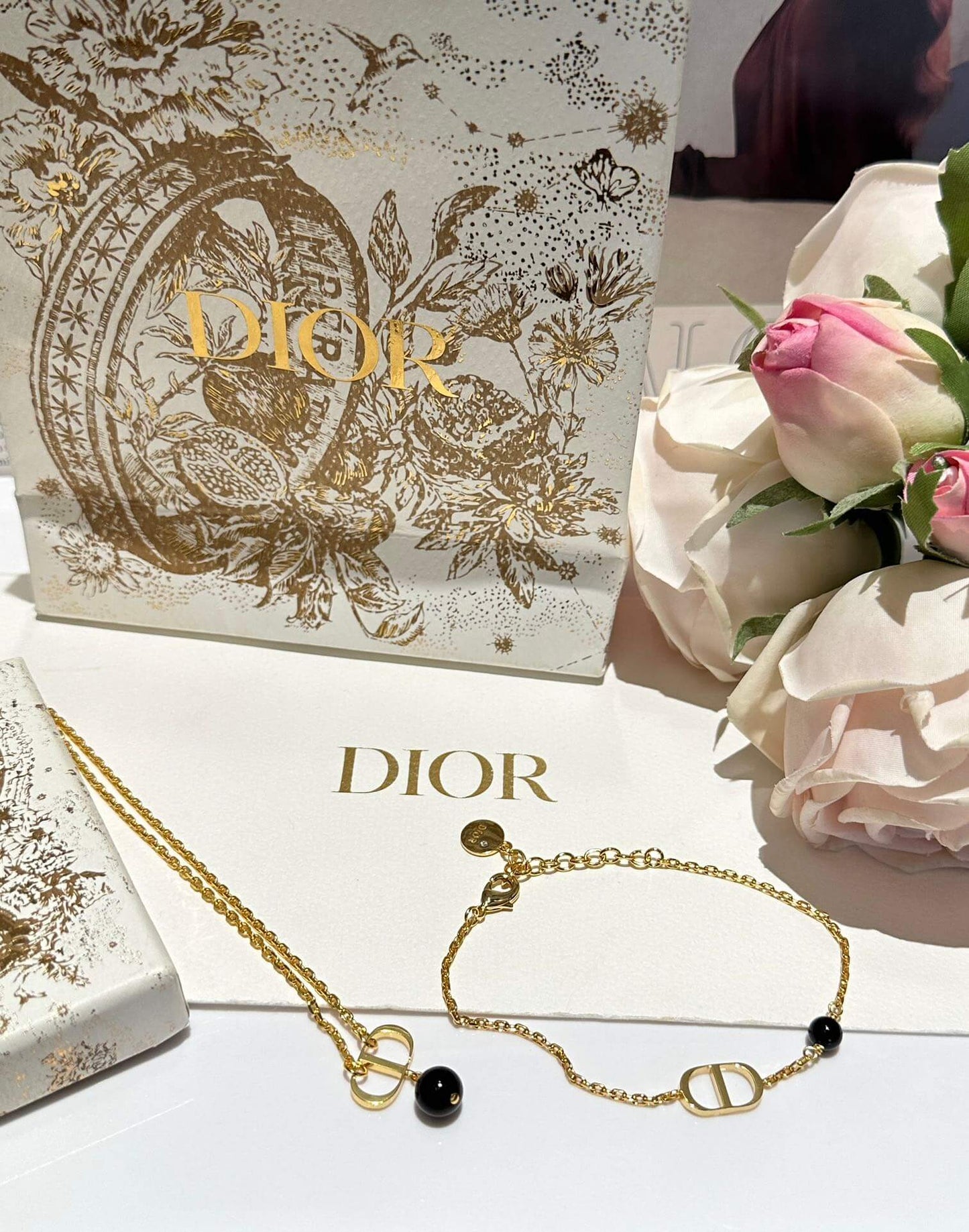 hanging pearl fashion versatile cd black pearl necklace and single chain bracelet xlc30