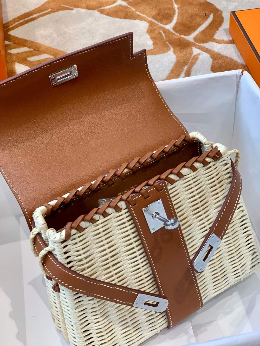 Hermès Kelly 20 Mini Picnic Barenia & Osier Wicker Palladium Hardware Watercolor brown QWE24080401