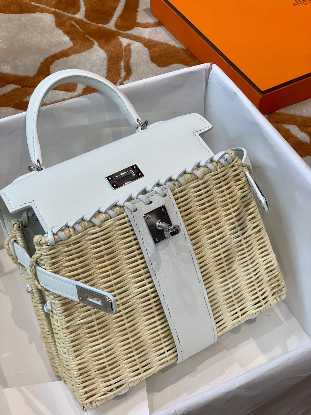 Hermès Kelly 20 Mini Picnic Barenia & Osier Wicker Palladium Hardware white QWE24080401