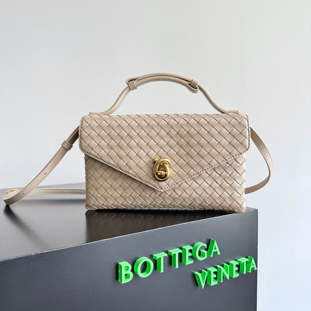 BOTTEGA VENETA 2025 New Product KNOT LOCK Crossbody Bag Apricot 817191