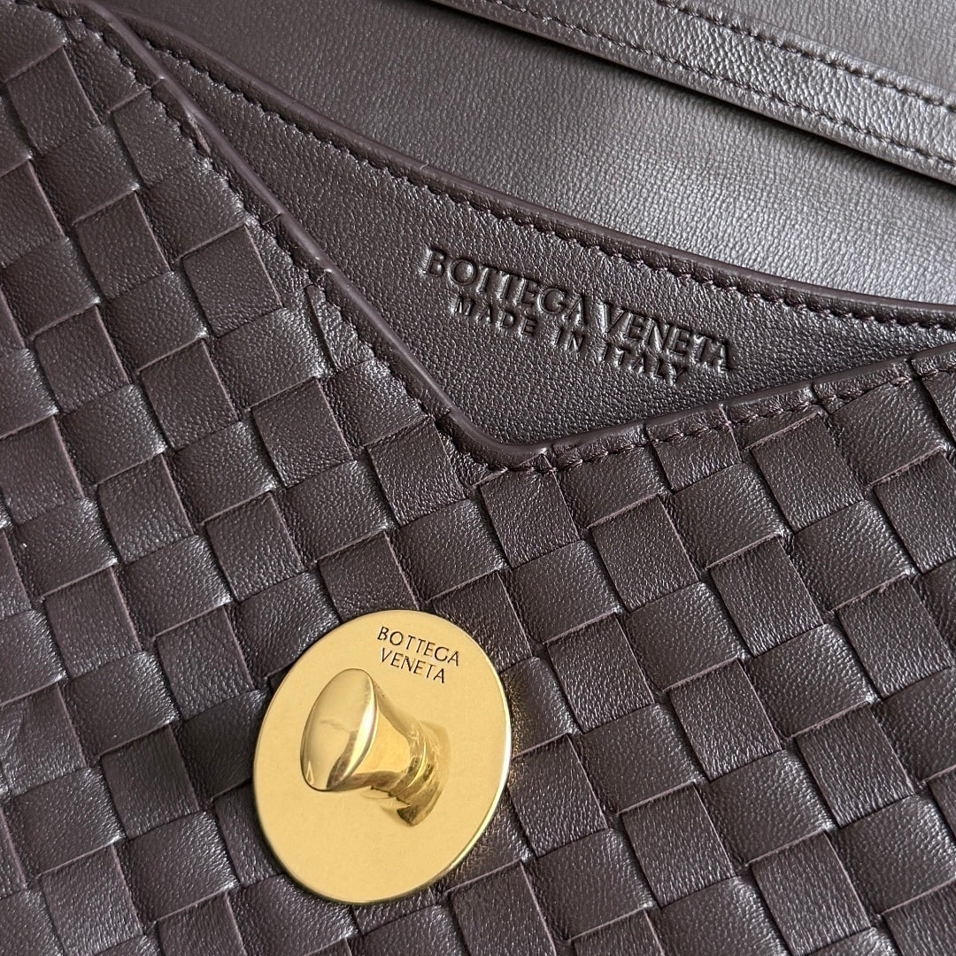 BOTTEGA VENETA 2025 New Product KNOT LOCK Crossbody Bag Dark Brown 817191