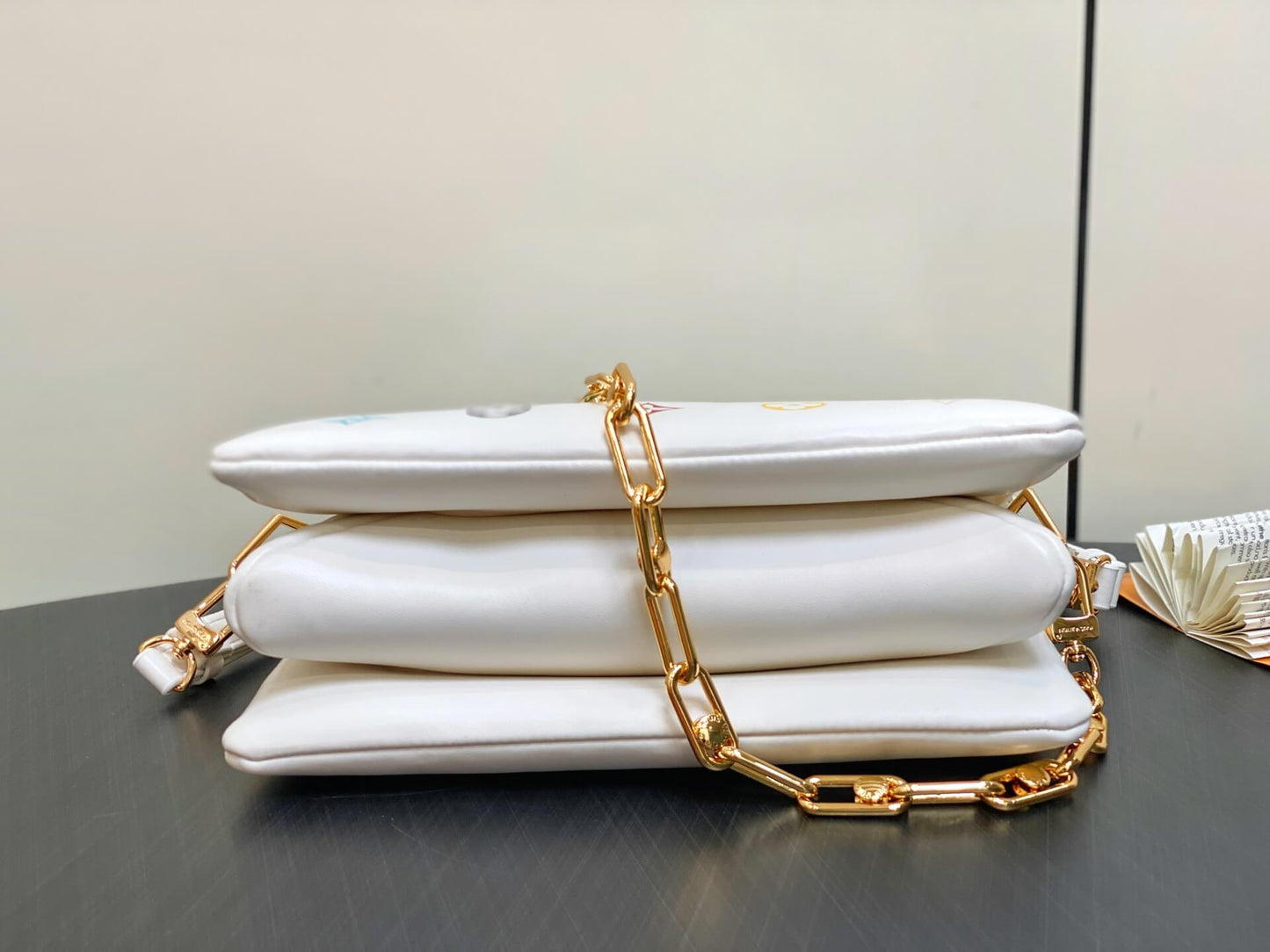 L-V X TM Coussin PM M13233 White