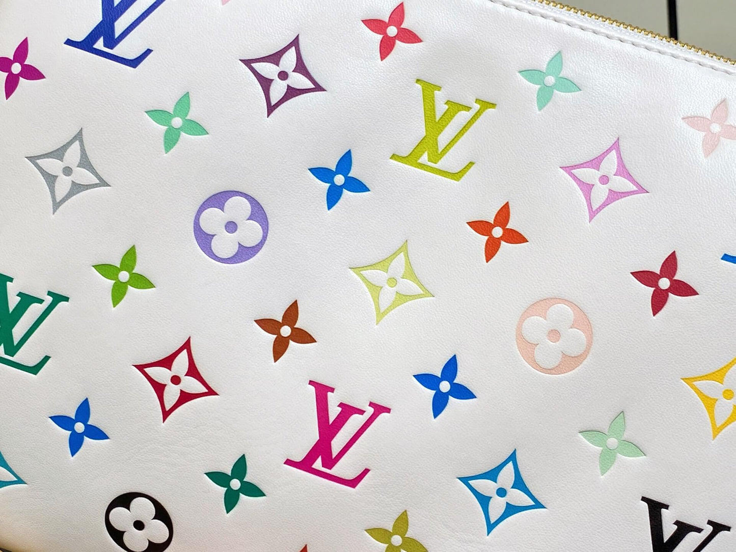 L-V X TM Coussin PM M13233 White