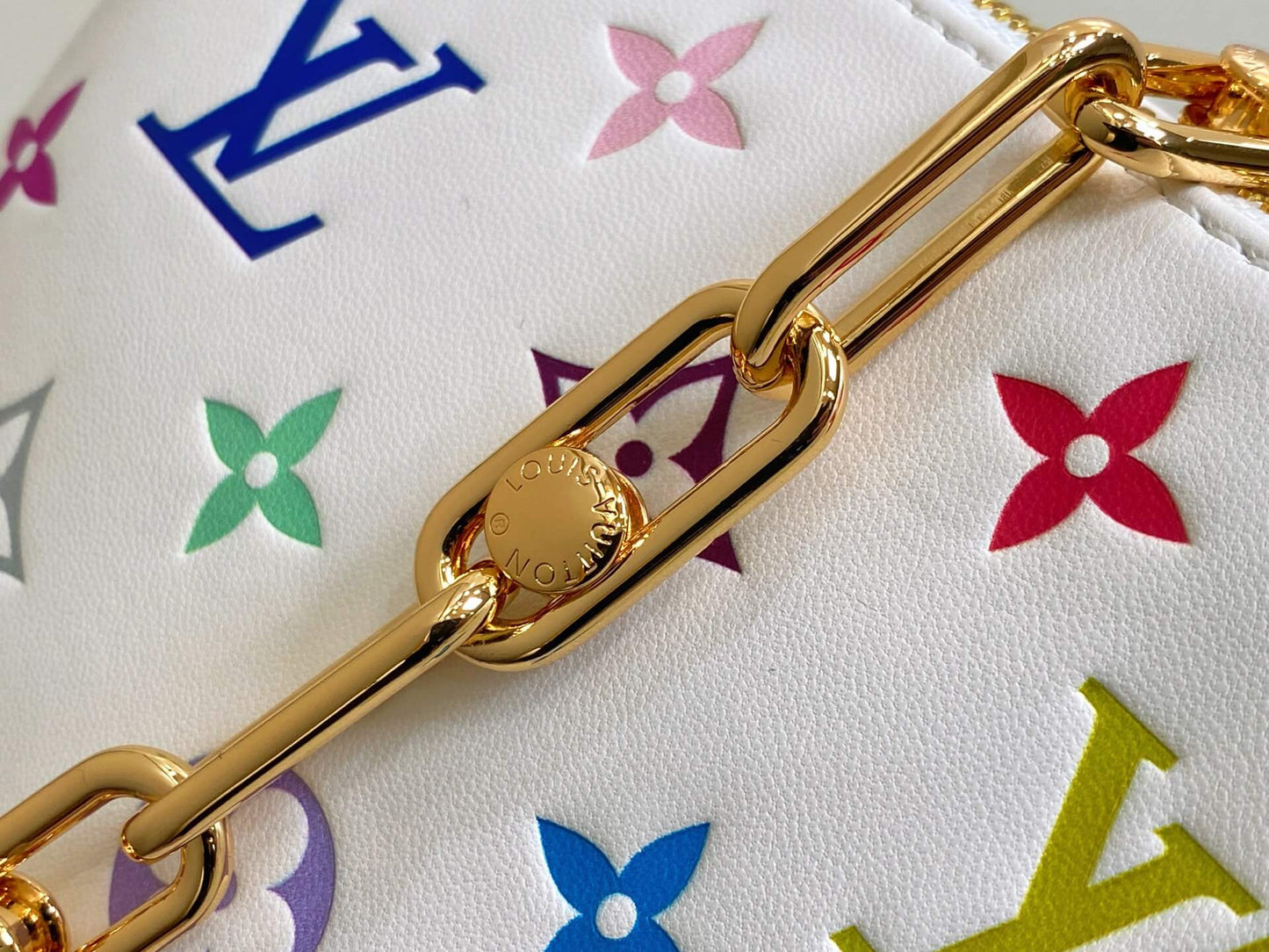 L-V X TM Coussin PM M13233 White