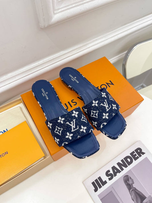 l060101 slipper womens shoes 35 40 code blue lambskin