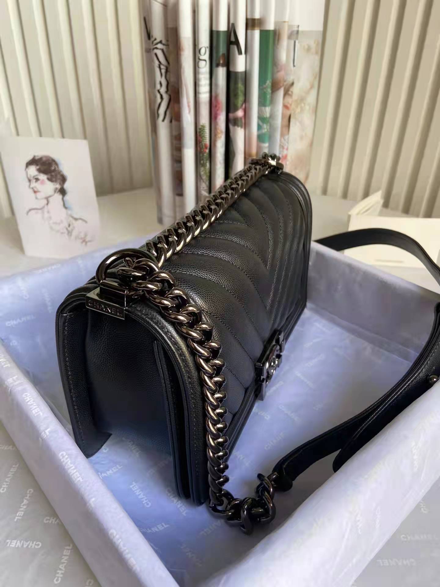 leboy 25 black hardware v stype caviar cowhide edge