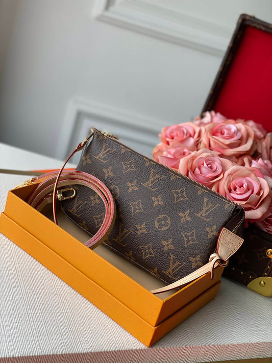 lou m40712 pochette accessories monogran