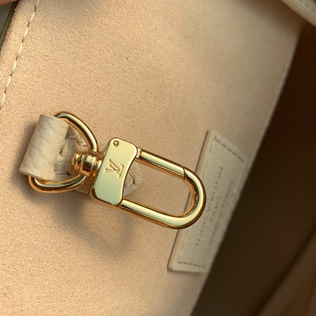 m46128 onthego pink monogram mm tote