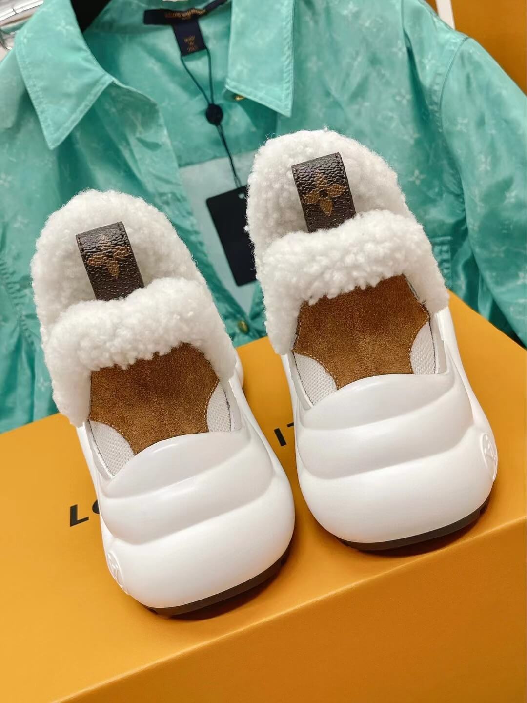 l v 20221109 sneakers shoes white brown unisex cowhide