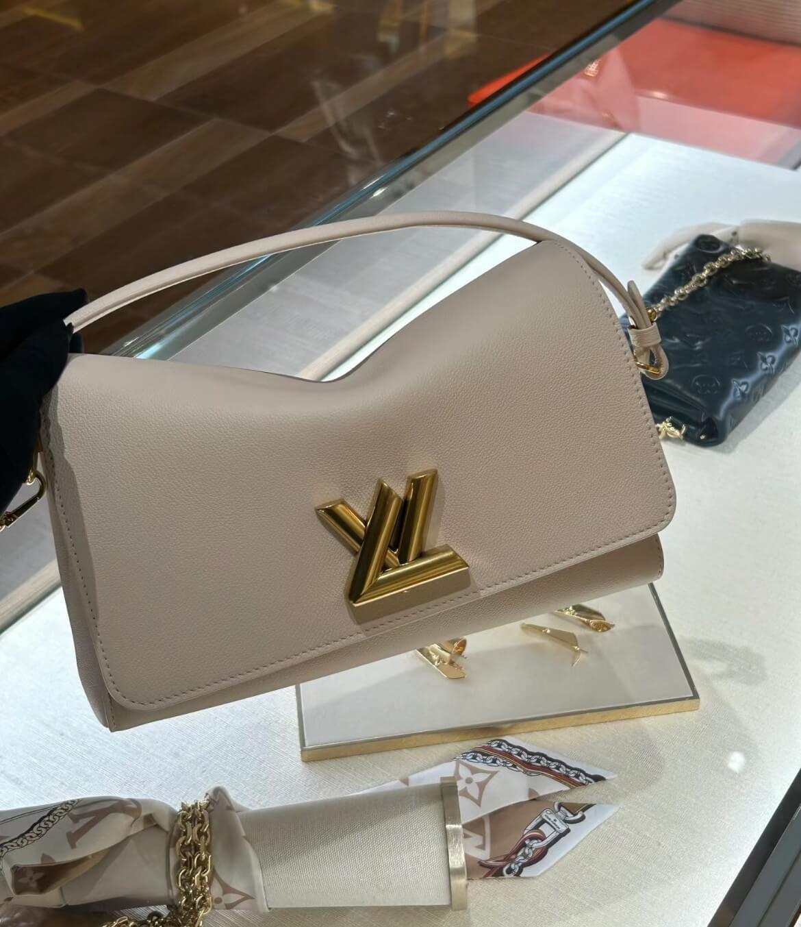 LV M25359 Soft Twist White HandBag