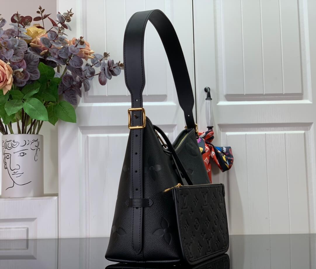 LV CarryAll PM  Shoulder bag black M46288