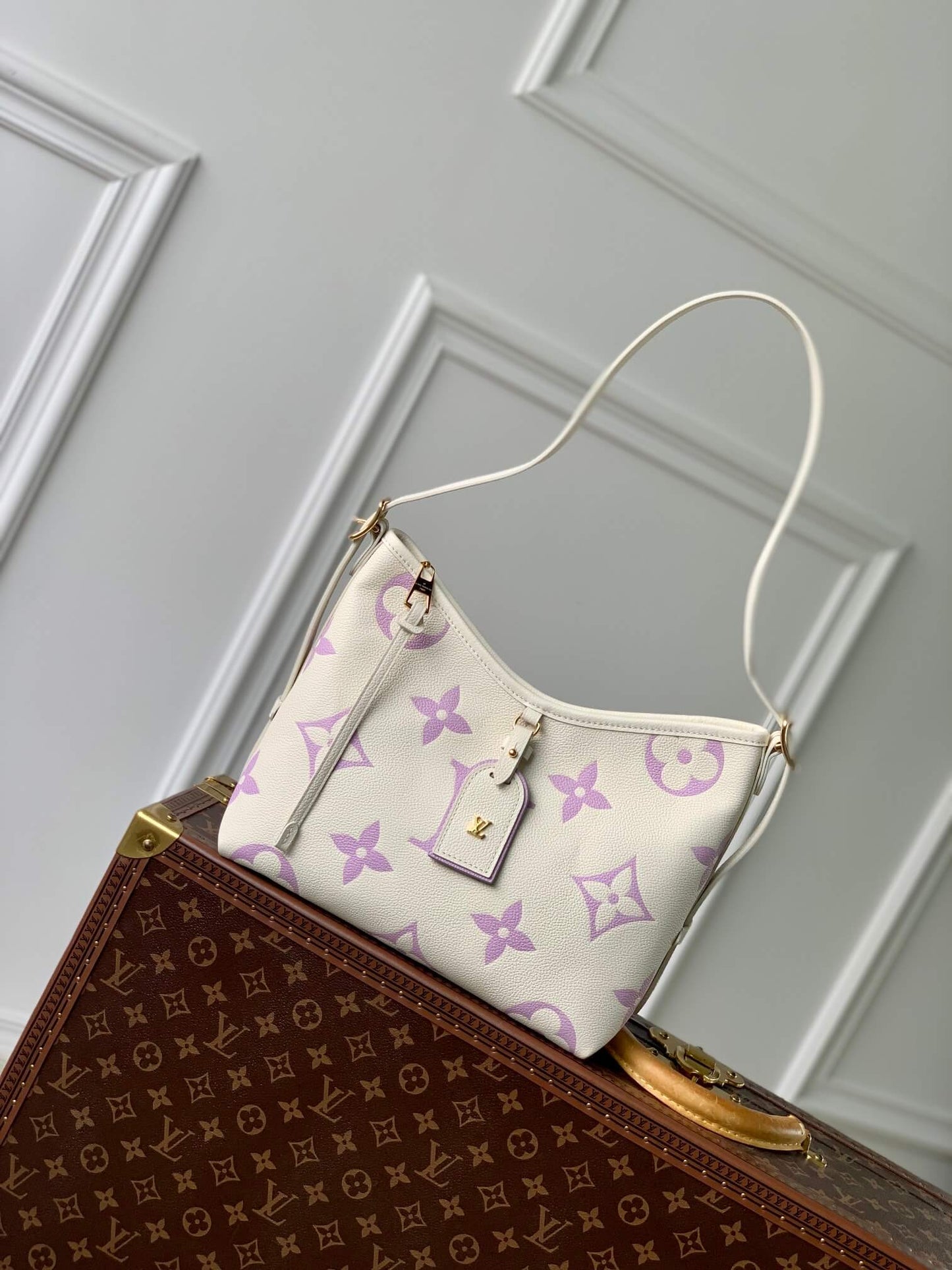 LV CarryAll PM  Shoulder bag white purple M46288