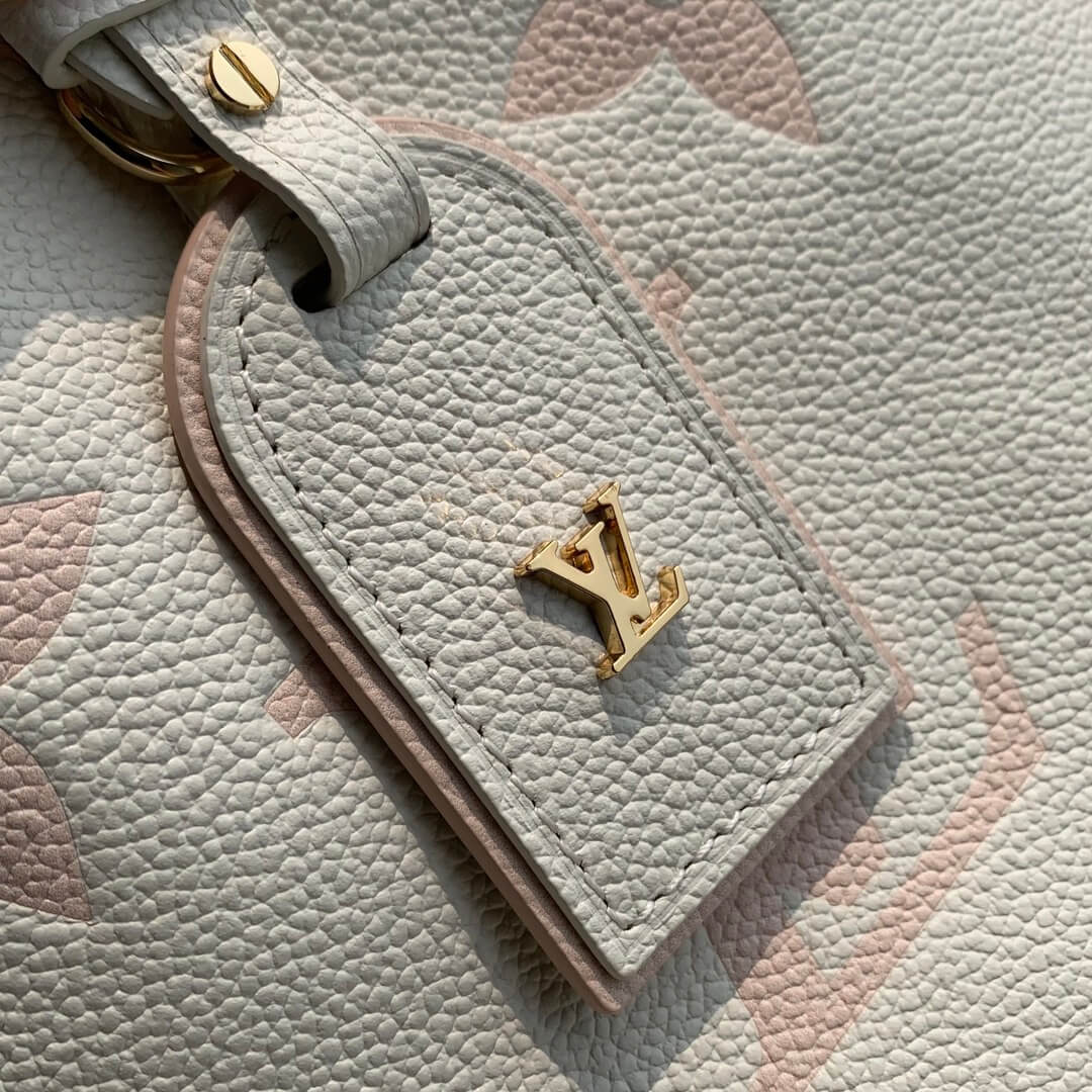 LV CarryAll PM  Shoulder bag white pink M46288