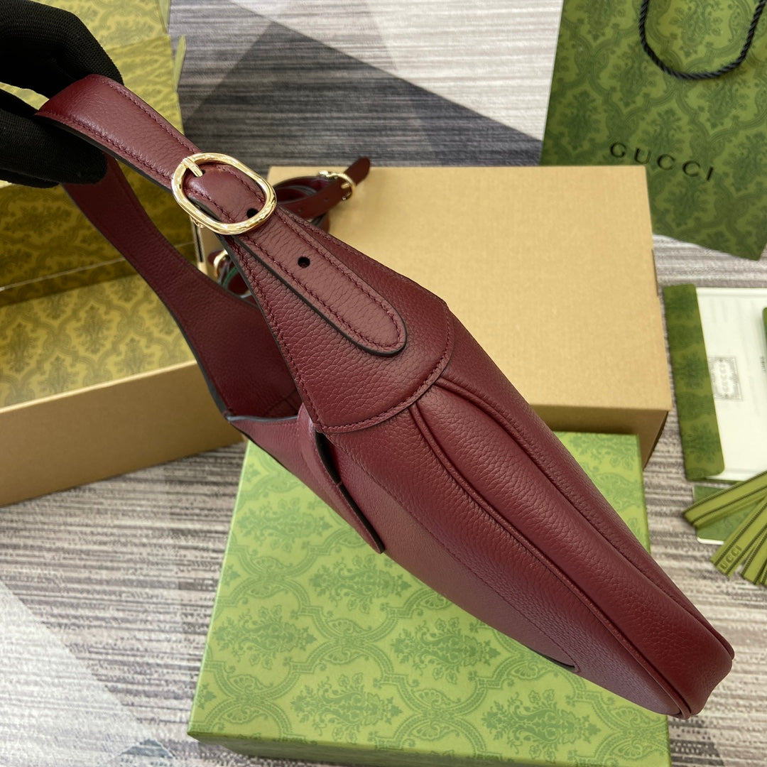 GC  Jackie handbag shoulder bag Litchi pattern 810232 wine red