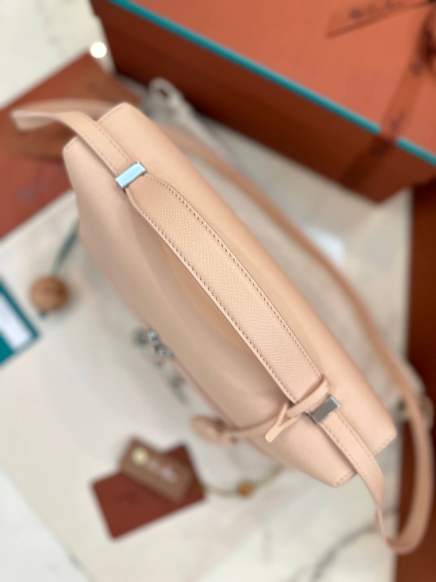 loro piana extra bag l27 smooth calfskin fan3462 pink