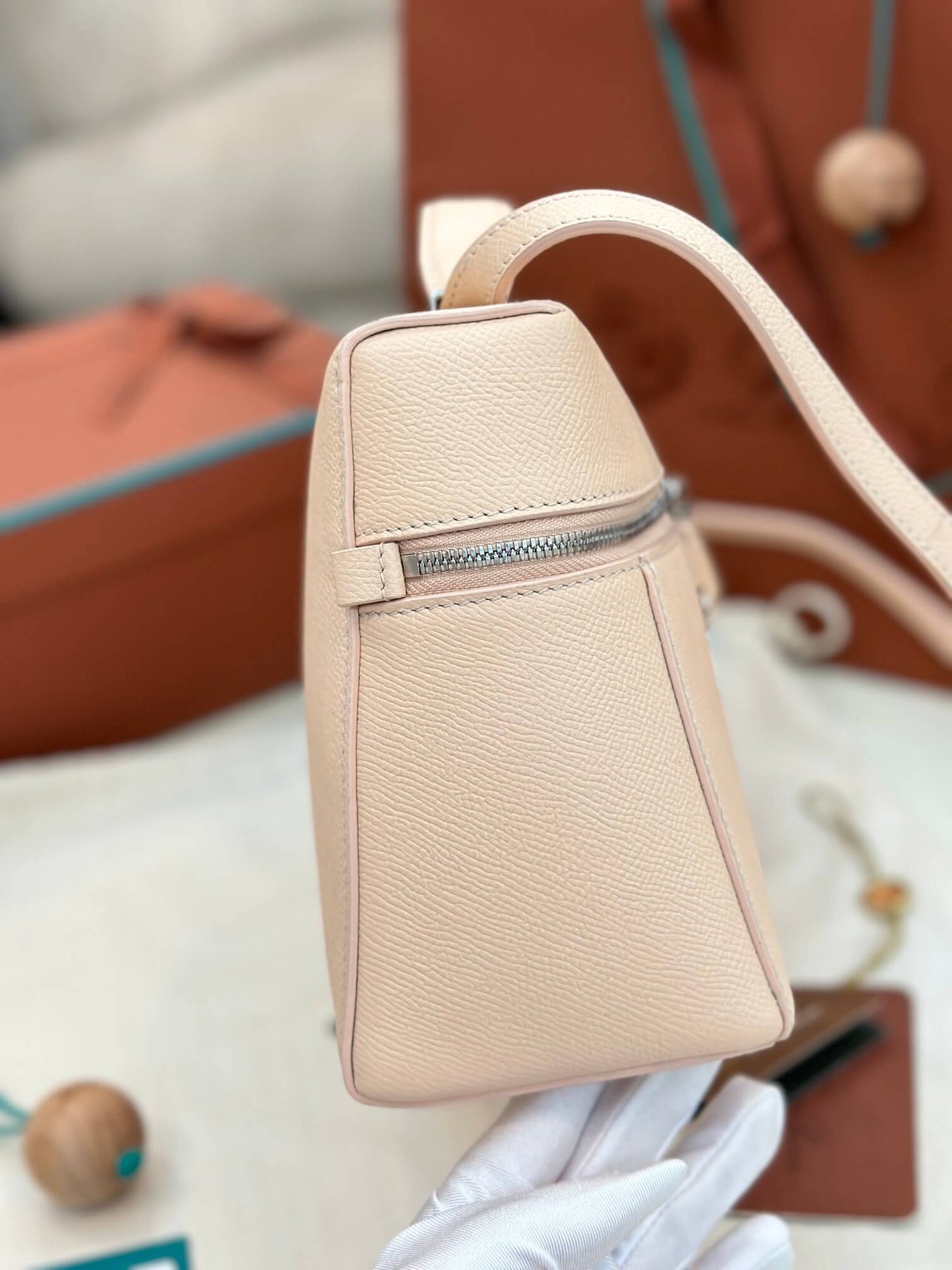 loro piana extra bag l27 smooth calfskin fan3462 pink